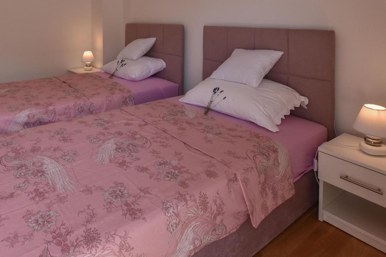 New Luxury 3 Bedroom 4 Air Conditioners Zadar Bagian luar foto