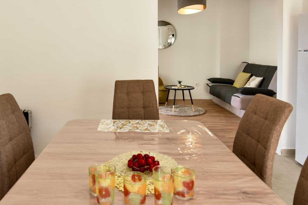 New Luxury 3 Bedroom 4 Air Conditioners Zadar Bagian luar foto
