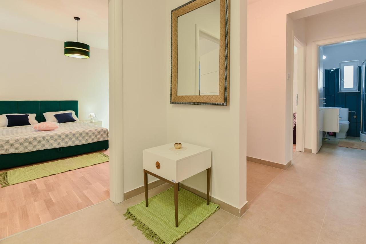 New Luxury 3 Bedroom 4 Air Conditioners Zadar Bagian luar foto